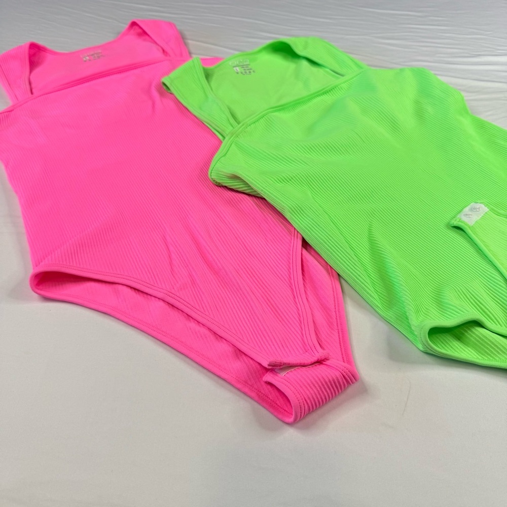 Tiktok Viral Set of two Ribbed Bodysuit Stretchy Ribbed Large Pink Green snap - Picture 5 of 10